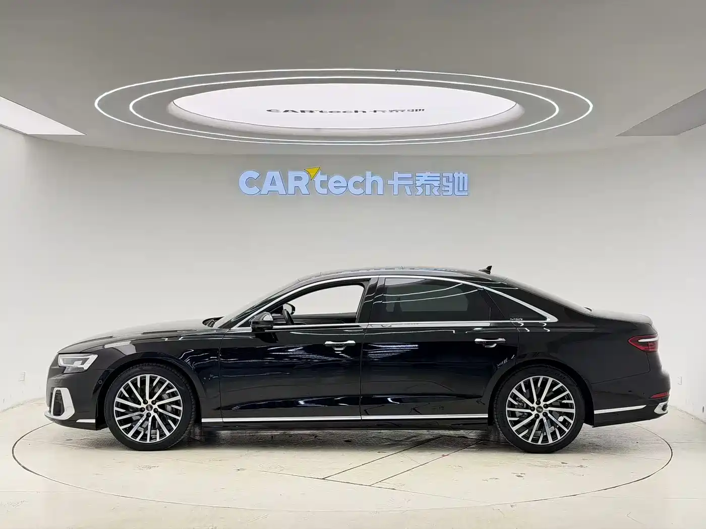 Audi A8 2023 A8L 55 TFSI quattro Flagship фото 5
