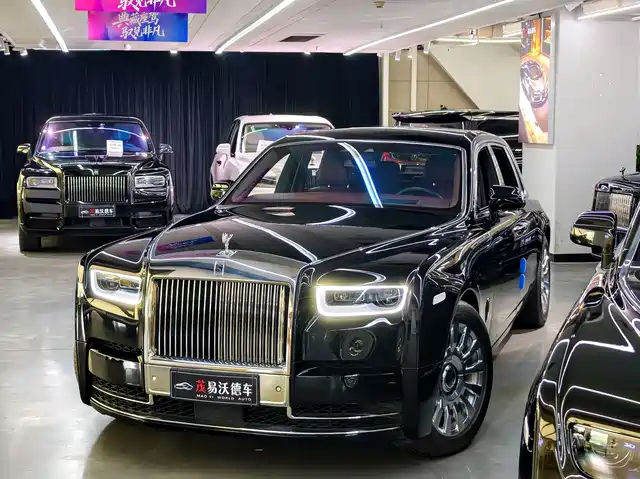 rolls-royce phantom