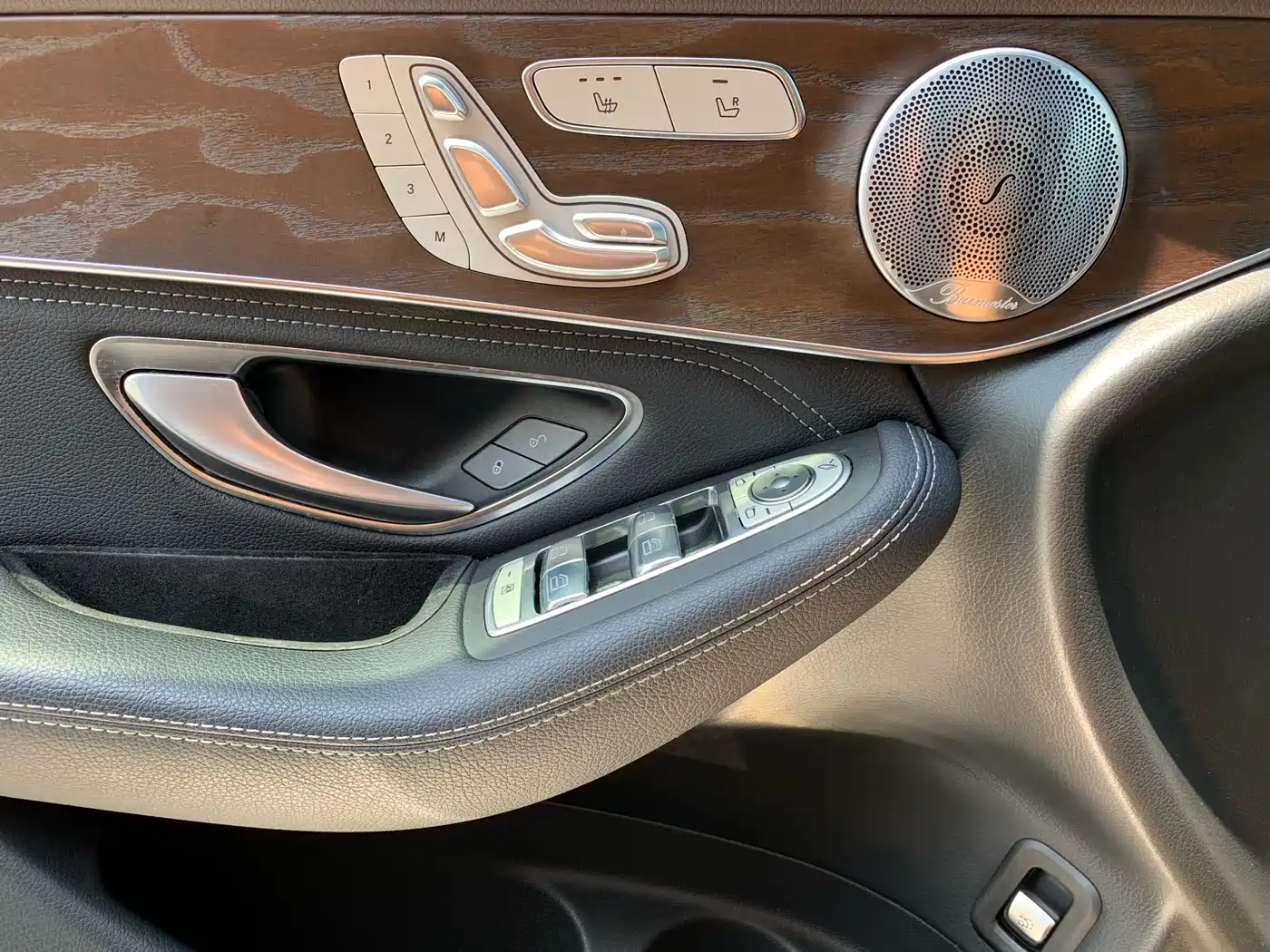 Mercedes-Benz GLC 2020 Facelift GLC 300 L 4MATIC Dynamic фото 23