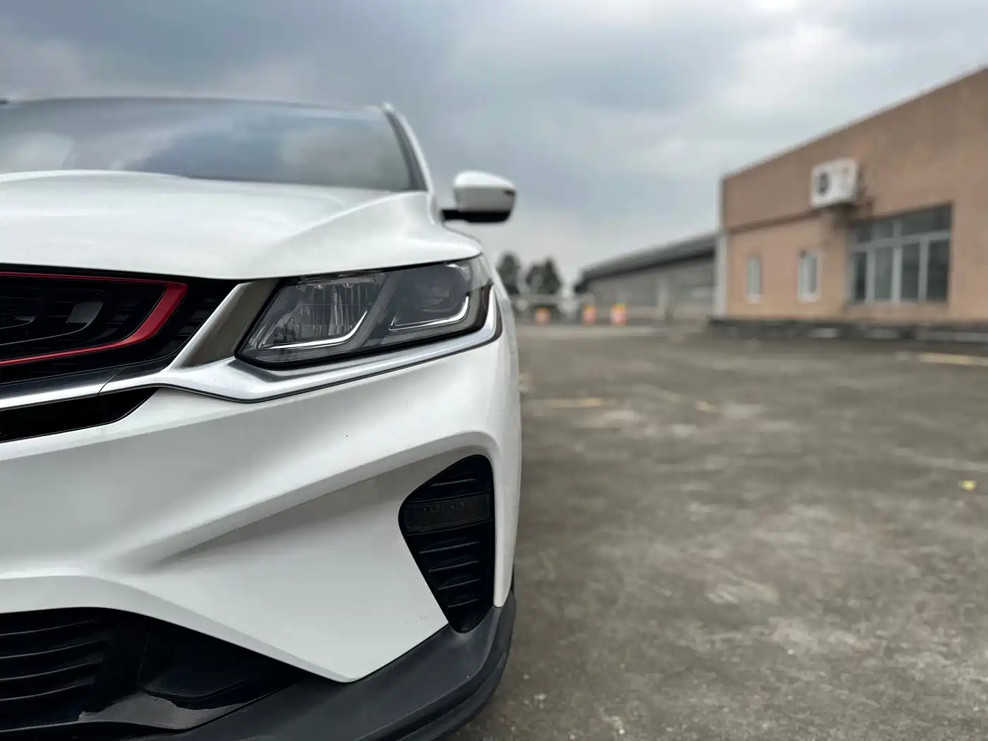 Geely Coolray 2019 2019 Sport 260T DCT Battle China VI