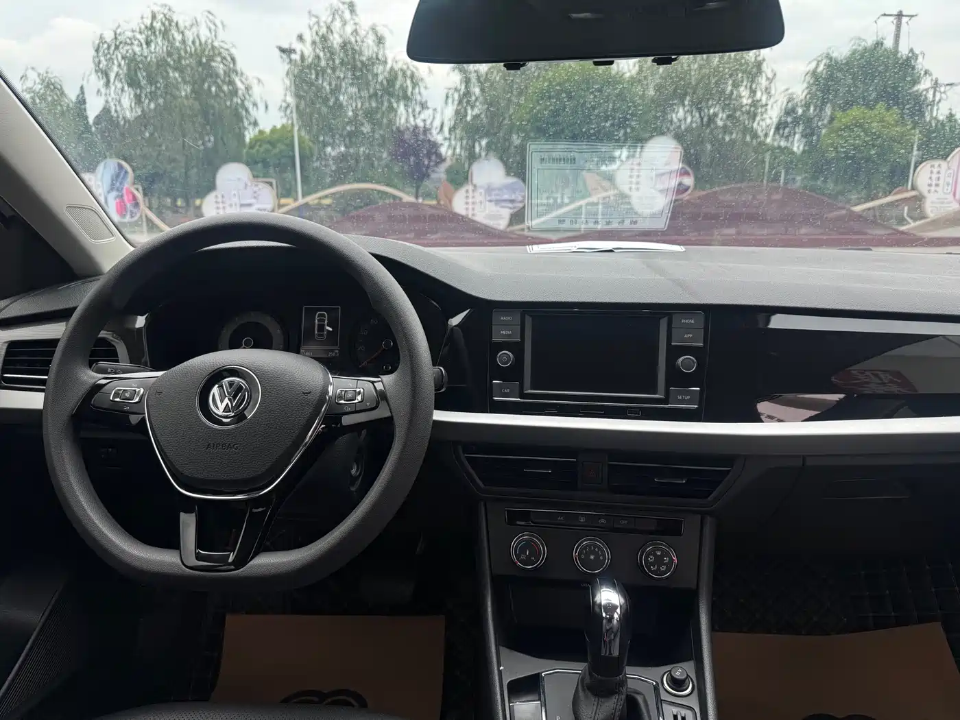 Volkswagen Lavida 2019 1.5L Automatic Comfort Edition China VI фото 17
