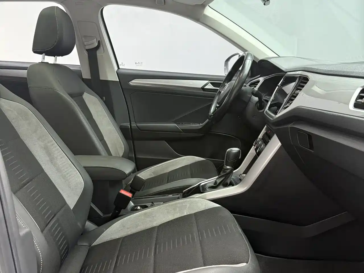Volkswagen T-ROC 2022 280TSI DSG 2WD Elite PLUS фото 15