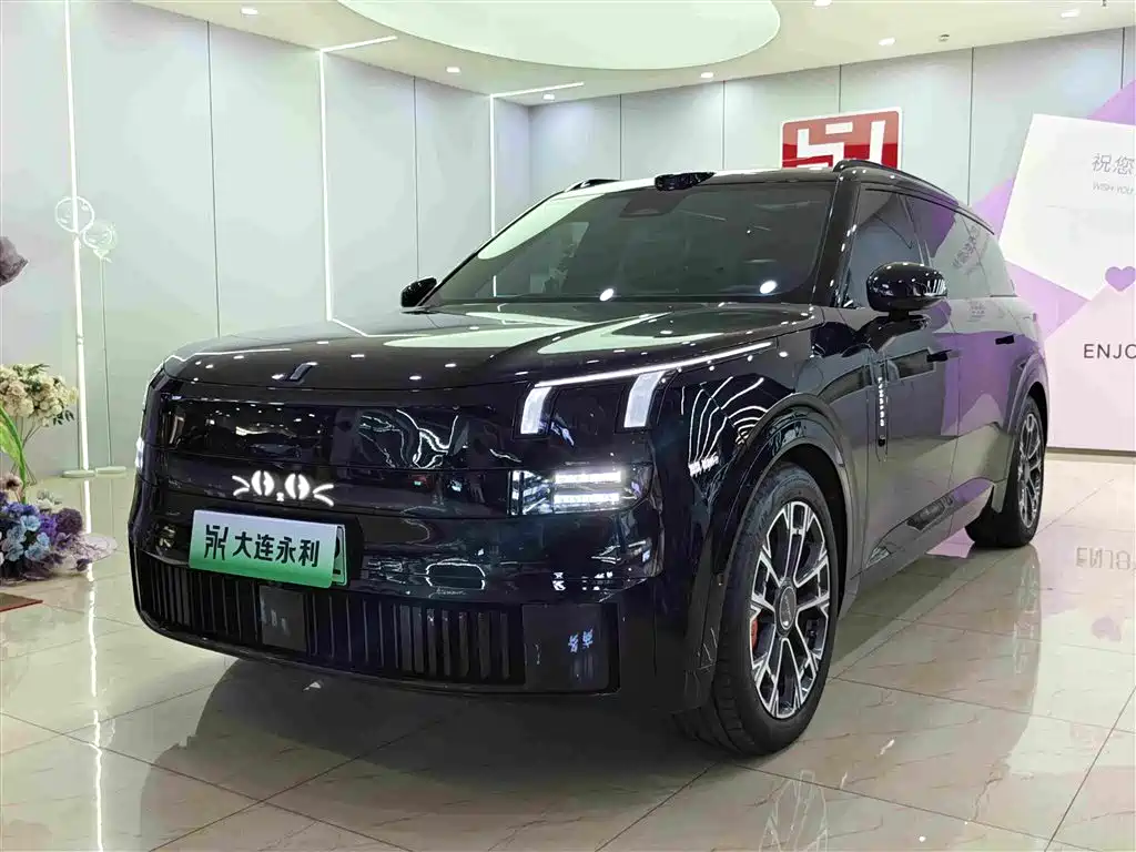 Lynk & Co 900 2025 1.5T Ultra
