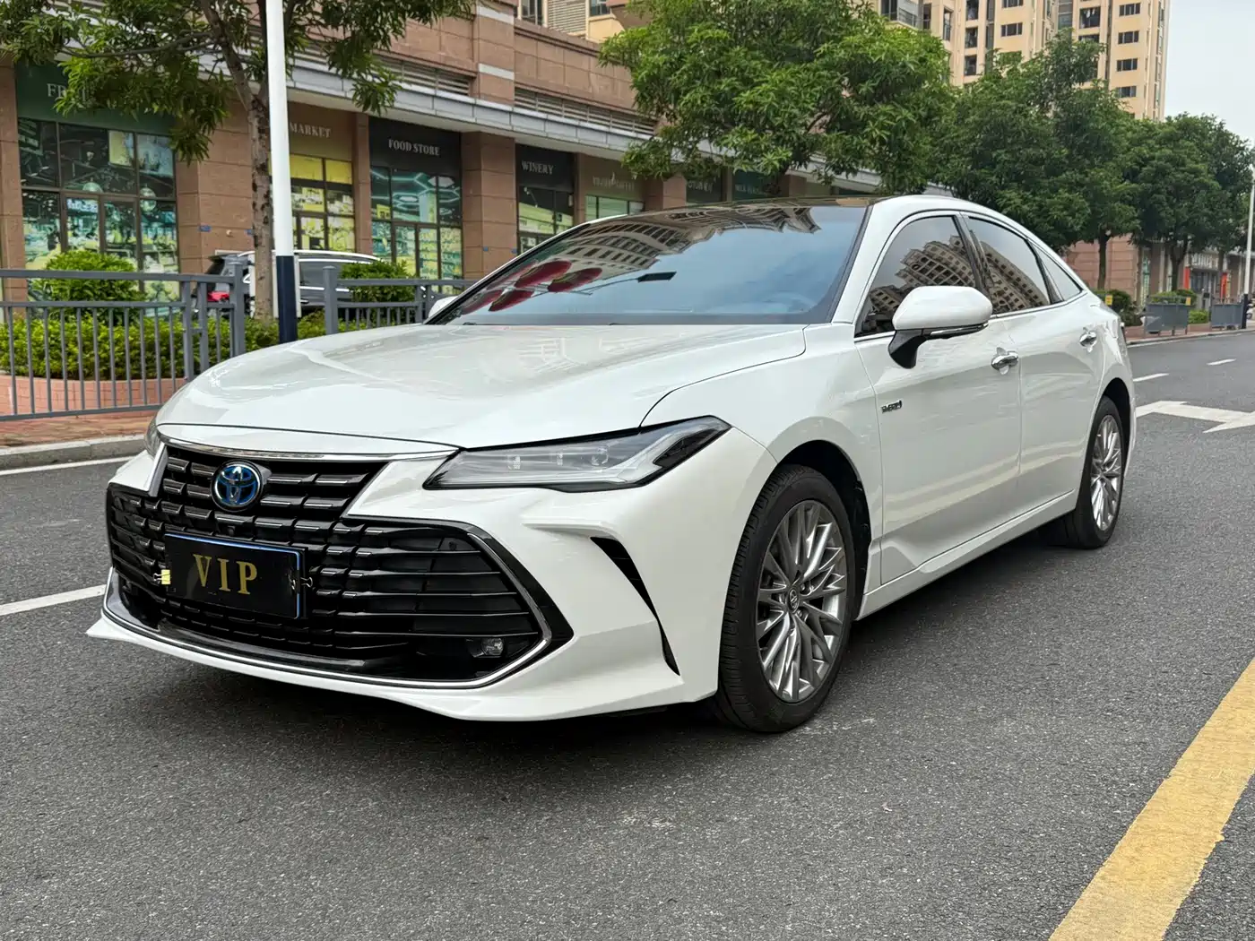 Toyota Avalon 2022 Hybrid 2.5L XLE Premium Edition