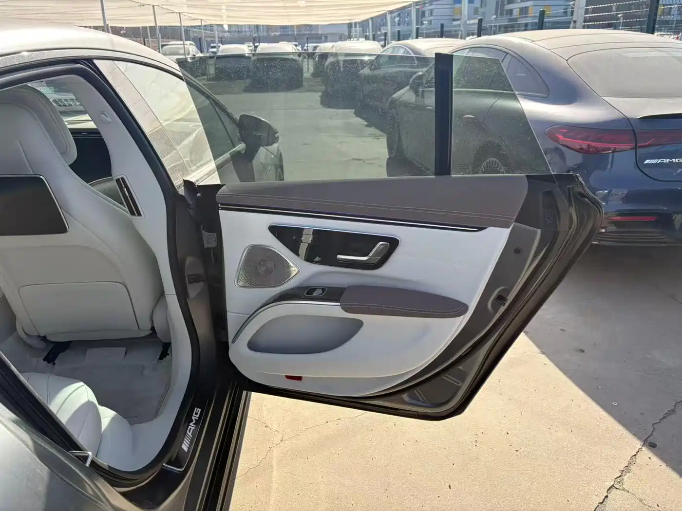 Mercedes-Benz EQS AMG 2023 AMG EQS 53 4MATIC+ фото 12