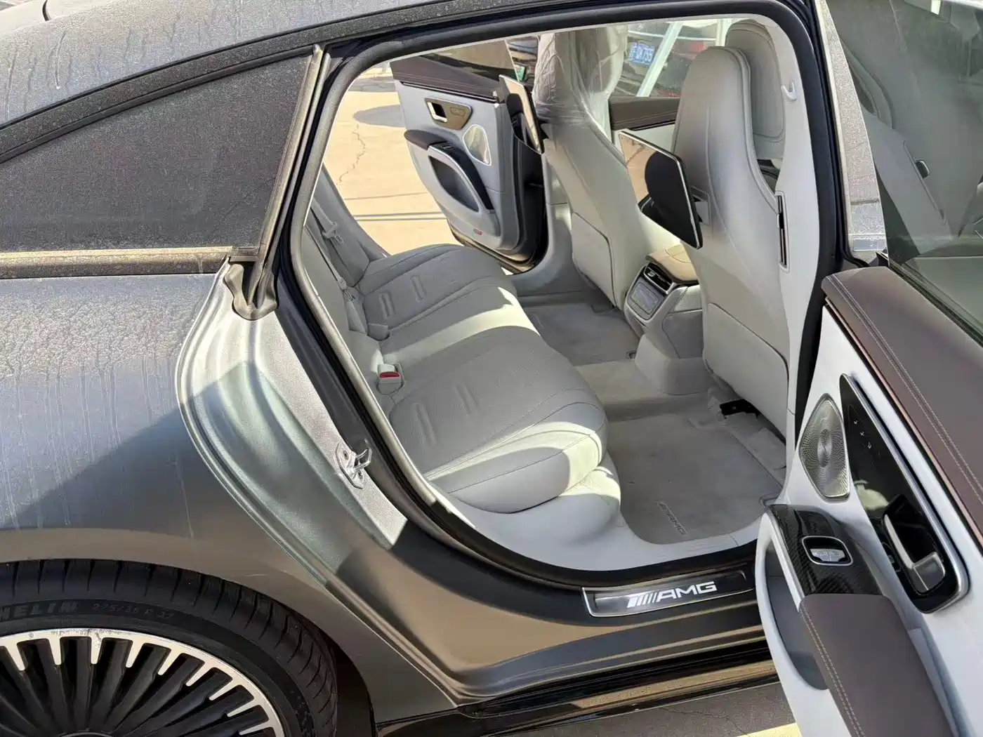 Mercedes-Benz EQS AMG 2023 AMG EQS 53 4MATIC+ фото 11