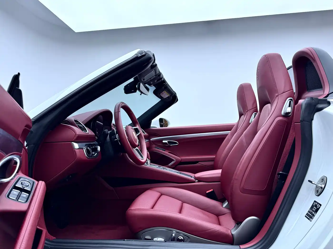 Porsche 718 2022 Boxster 2.0T фото 9