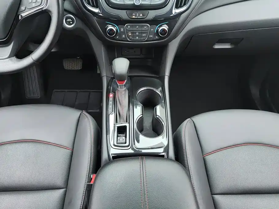 Chevrolet Equinox 2022 2021 550T RS Smart Tuojie Edition