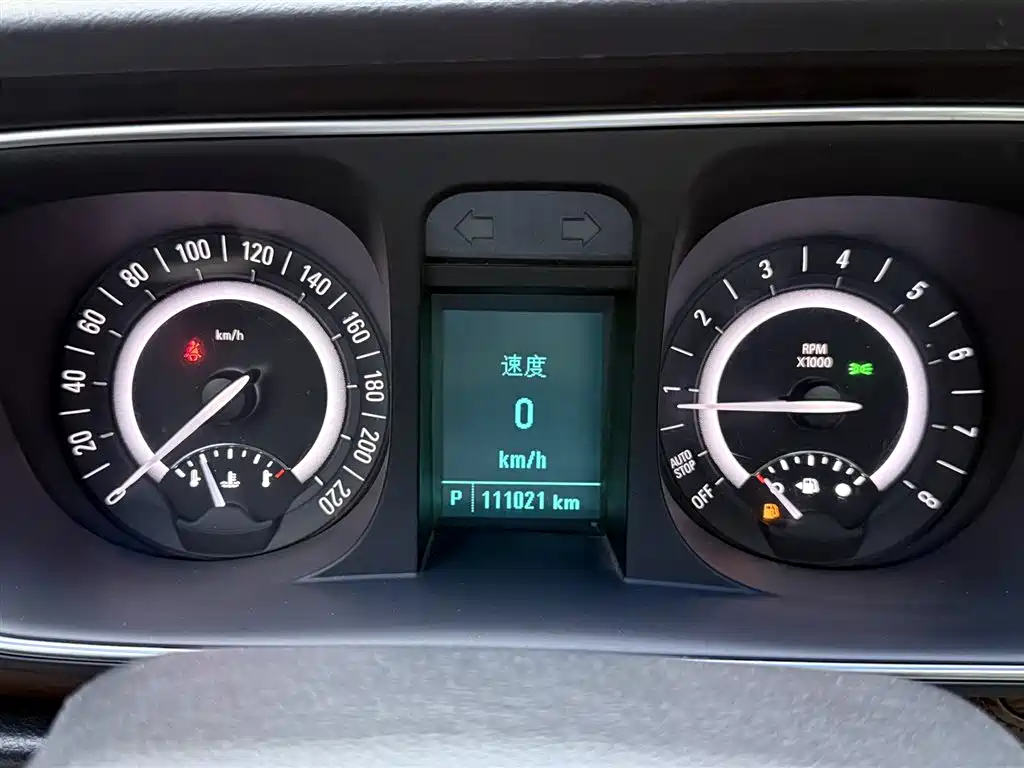Buick GL8 2018 28T Luxury Model China VI фото 16
