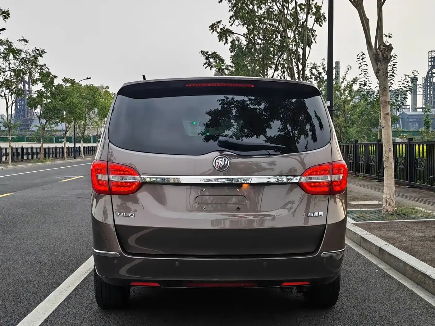 Фото 7 - Buick GL8