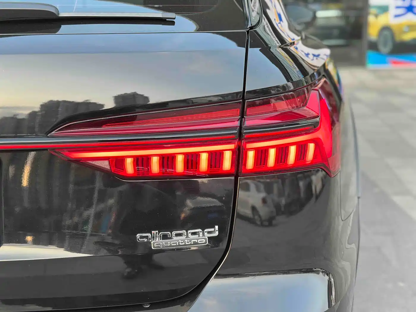 Audi A6 (Import) 2020 allroad quattro Explorer 55 TFSI Premium Off-Road фото 10