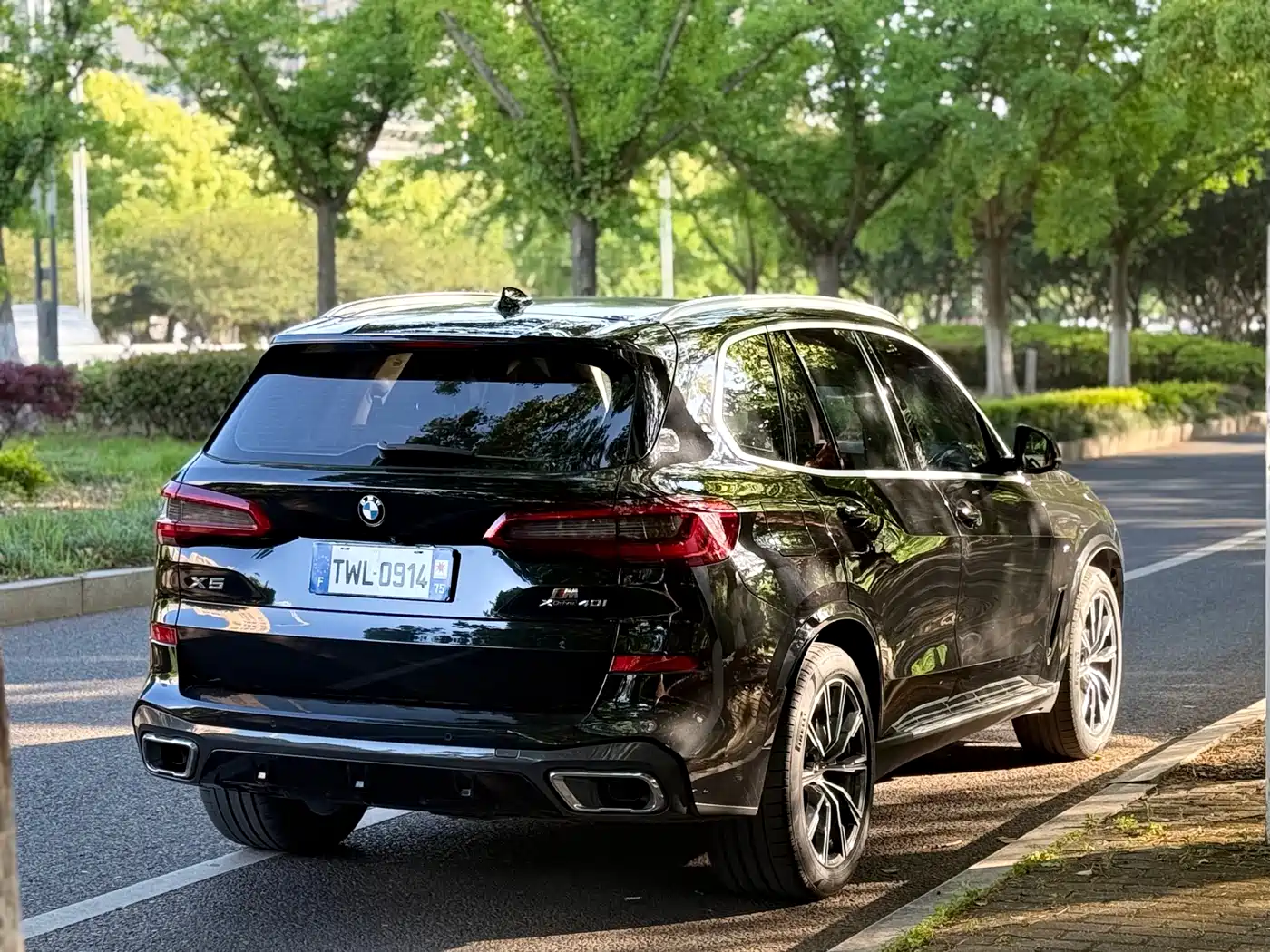 BMW X5 (Import) 2020 xDrive40i M Sport Package фото 17