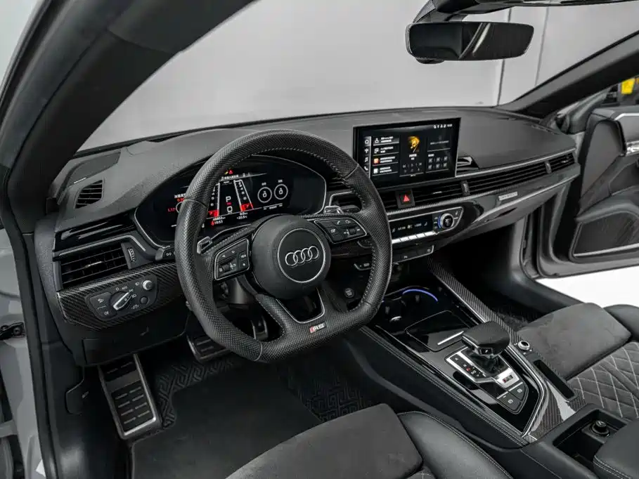 صورة 21 - Audi RS 5
