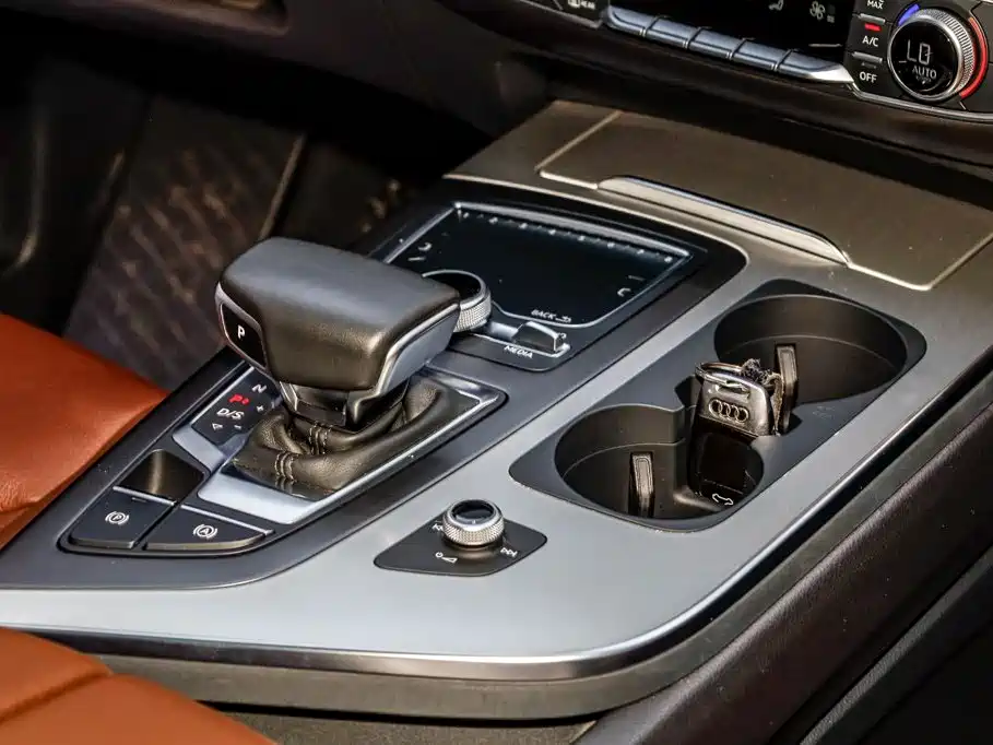 Audi Q5L 2018 2018 40 TFSI Premium Fashion China VI