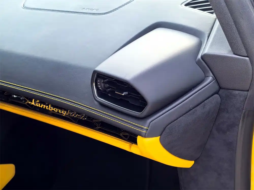 LAMBORGHINI HURACÁN