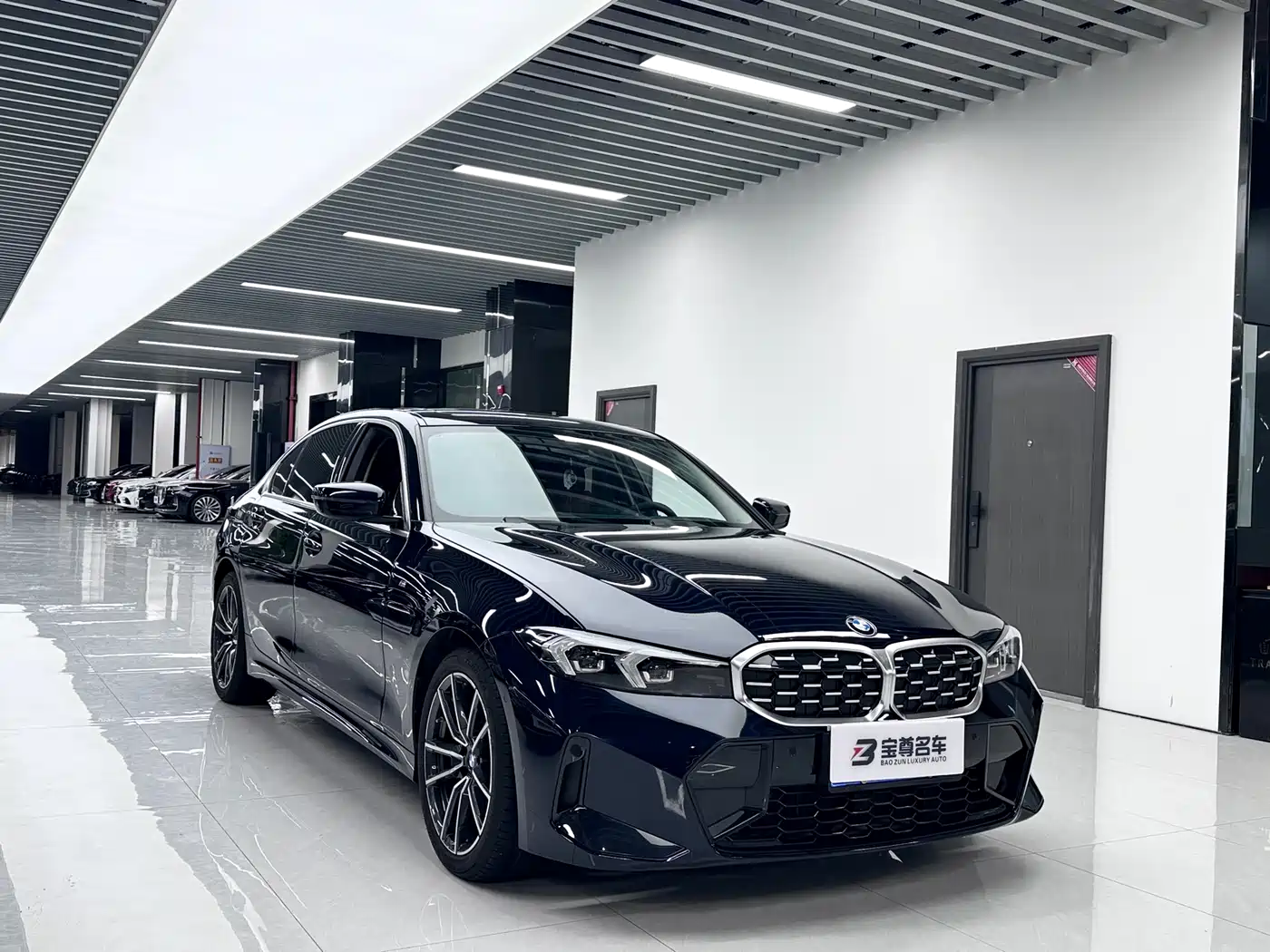 BMW 3 Series 2024 325Li M Sport Package фото 3