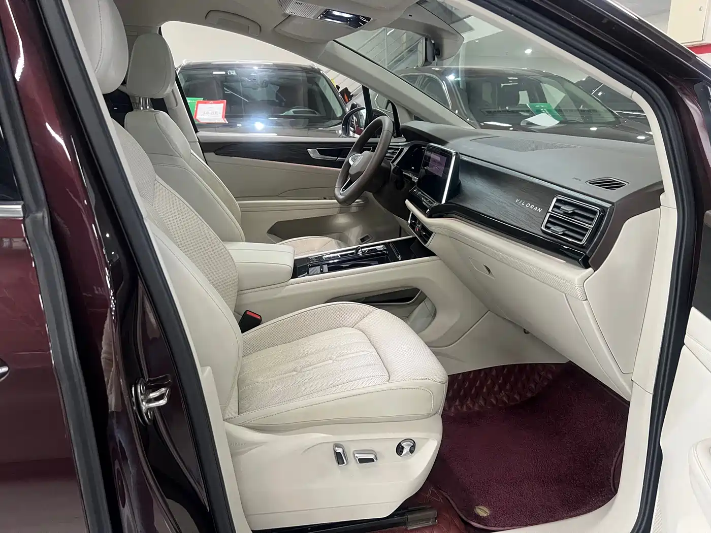 Volkswagen Viloran 2022 330TSI Luxury Edition фото 19