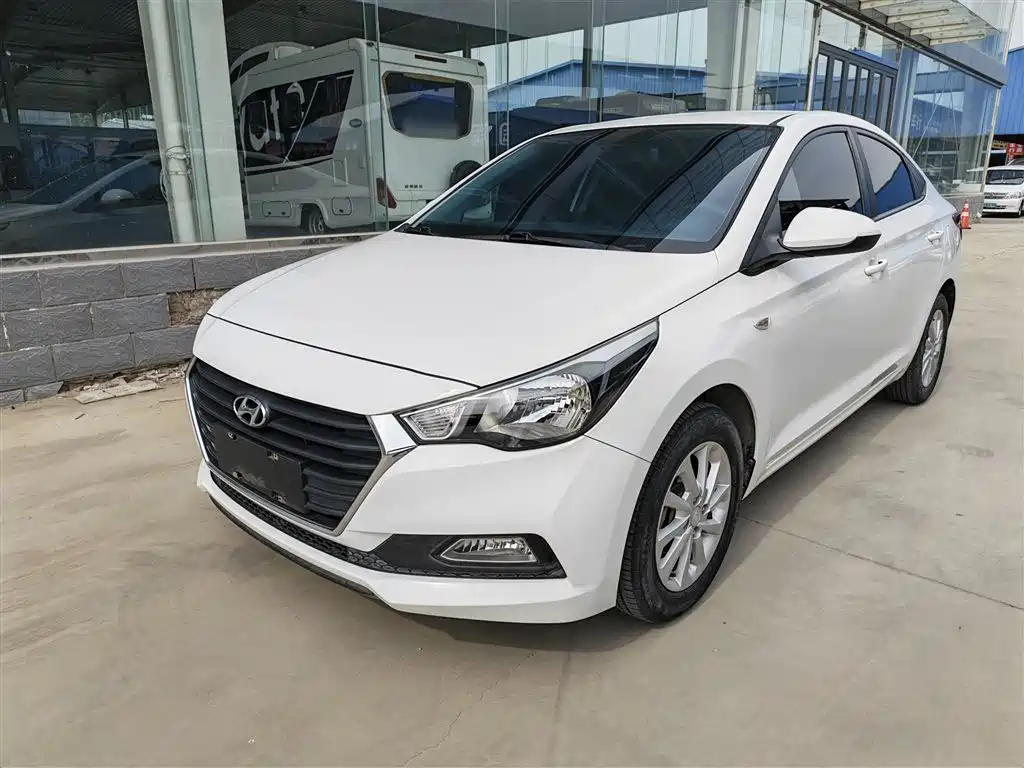 Hyundai Verna 2018 2016 1.4L Automatic Cool Edition GLS