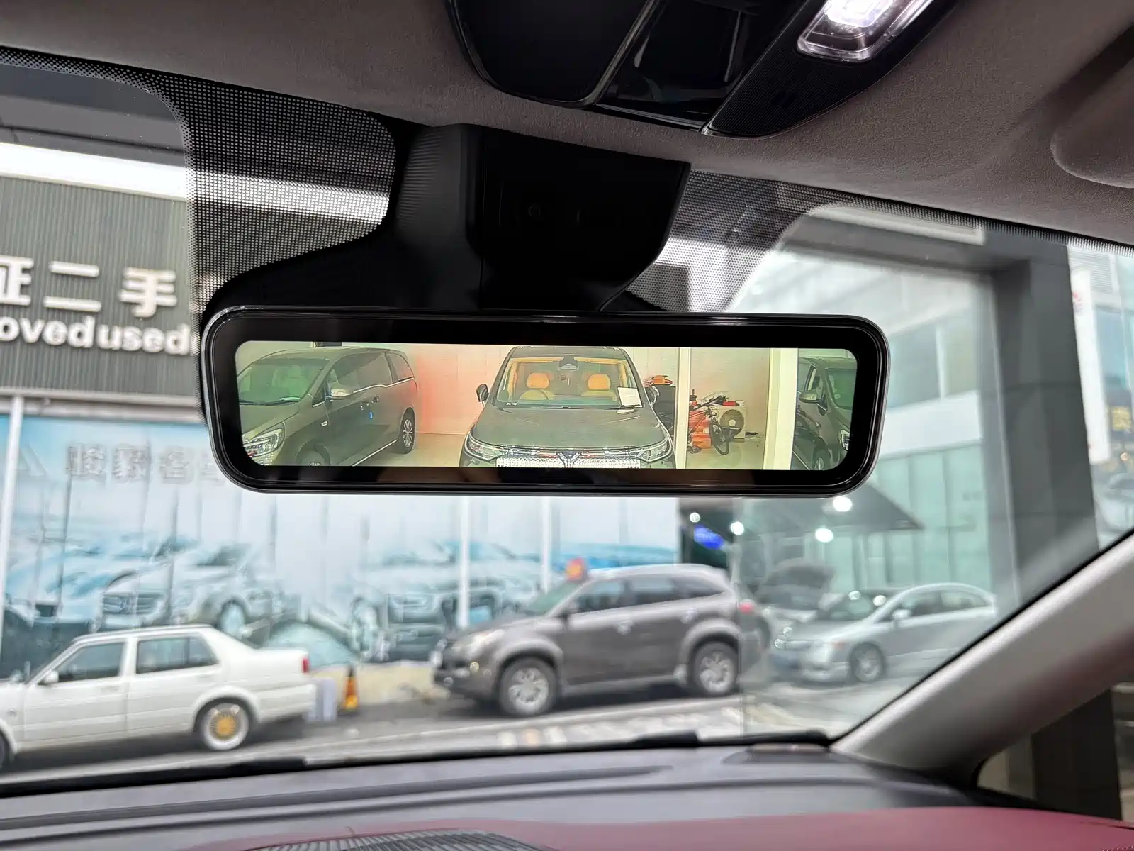 Фото 14 - GAC Trumpchi Trumpchi E9