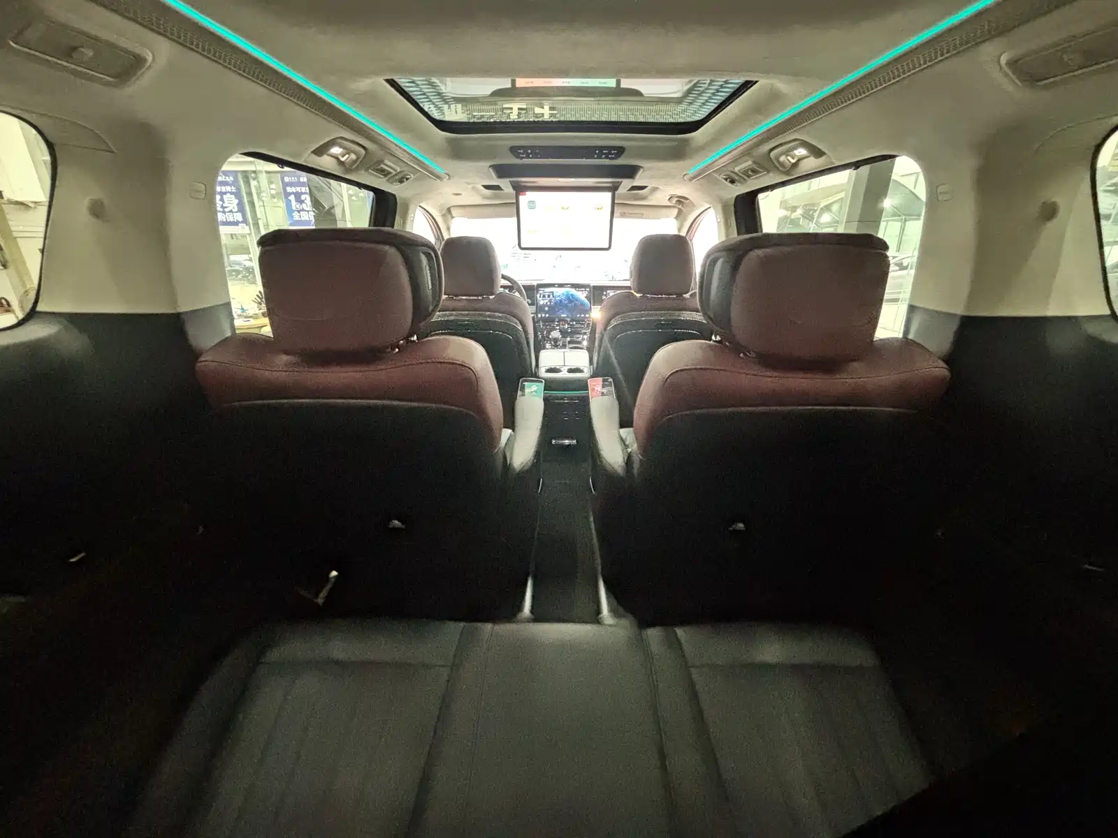 Фото 25 - GAC Trumpchi Trumpchi E9