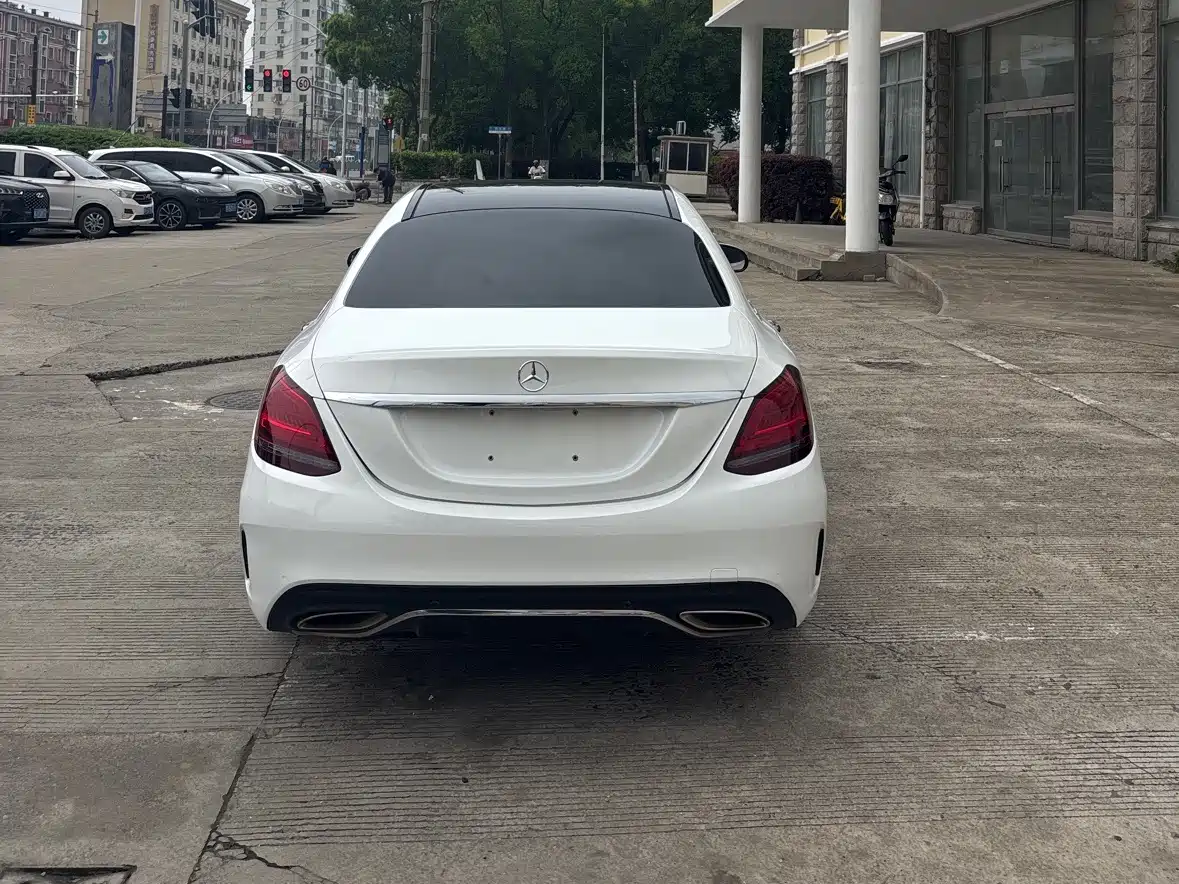 Mercedes-Benz C-Class 2019 C 260 L Sport фото 4