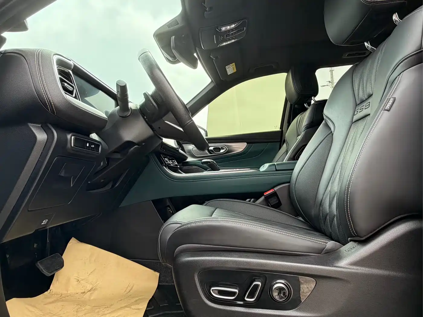 Фото 7 - GAC Trumpchi Trumpchi GS8