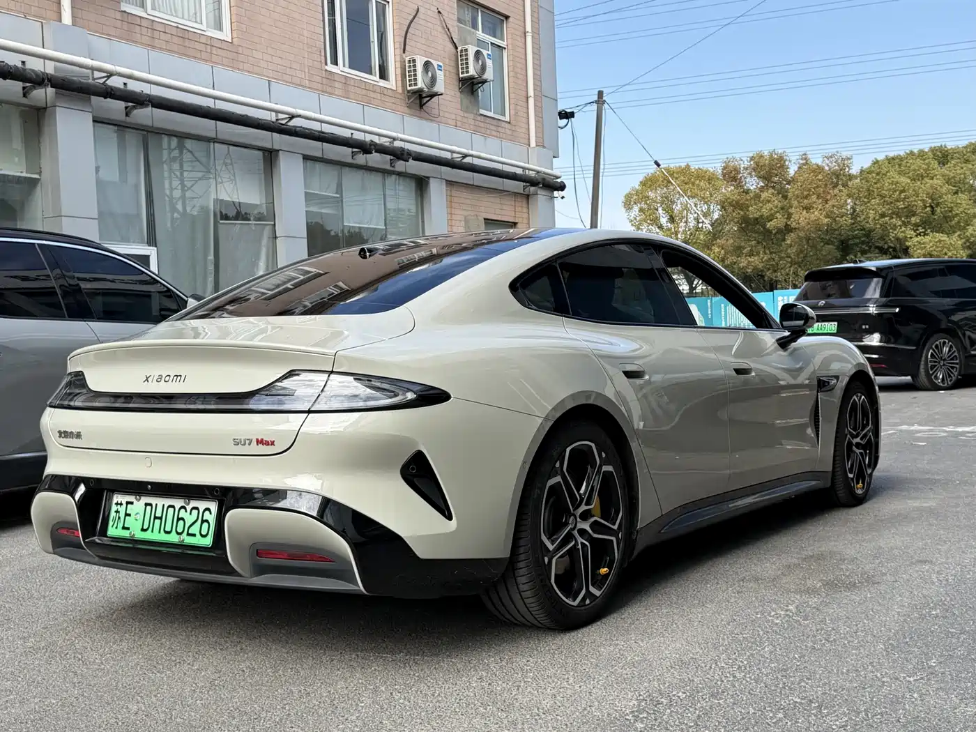 XIAOMI CAR XIAOMI SU7