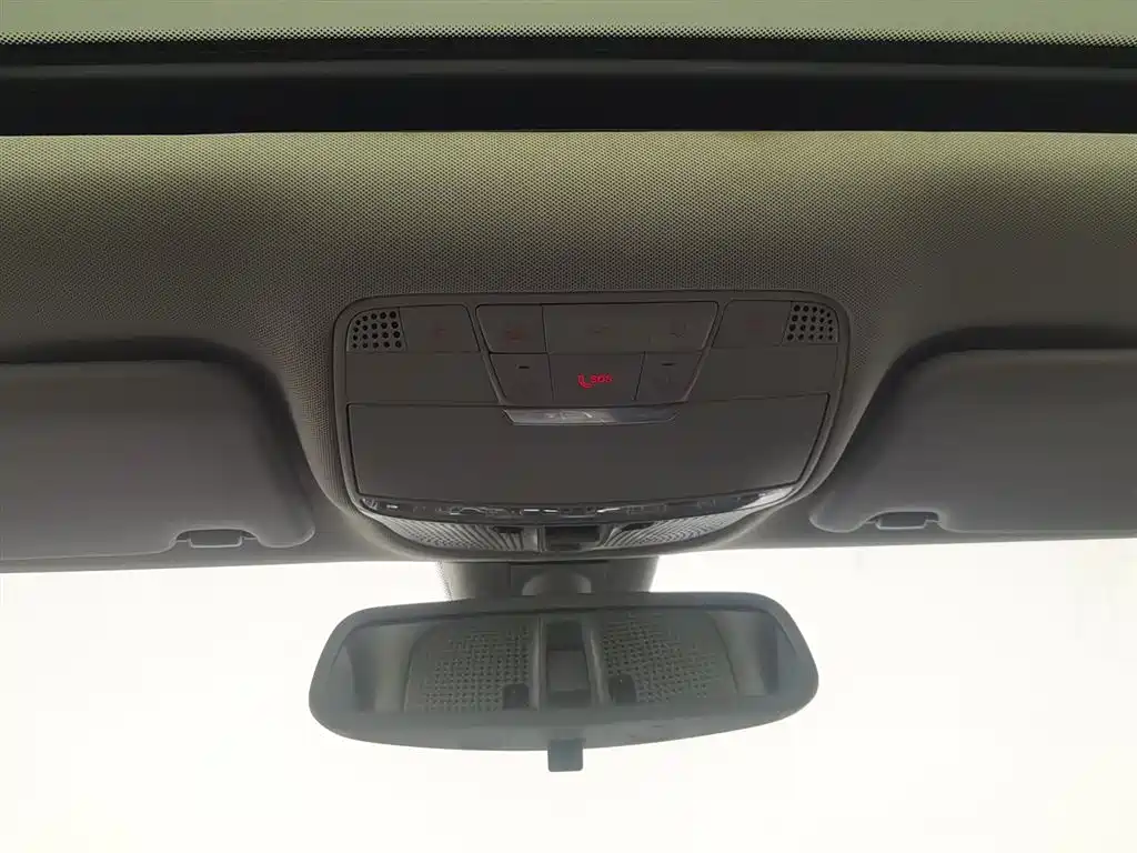 Mercedes-Benz C-Class 2016 C 180 L фото 12