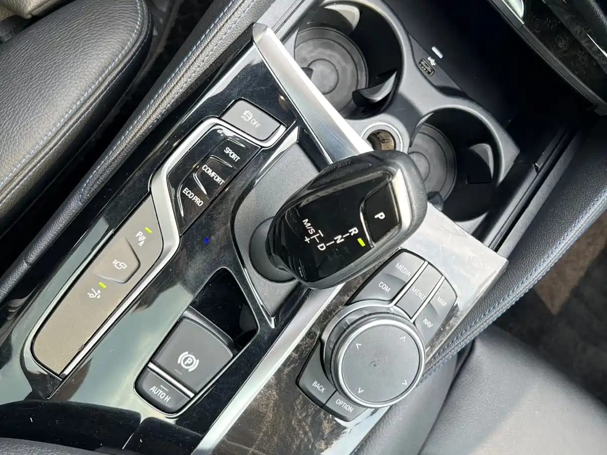 BMW 6 Series GT 2019 630i M Sport Package фото 10