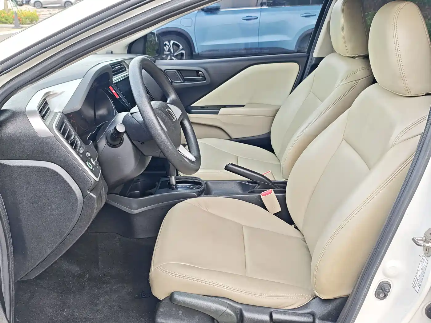 Photo 8 - Honda City