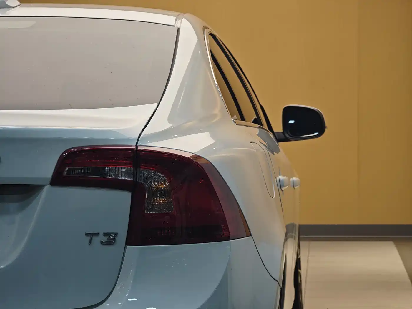 Фото 25 - Volvo S60