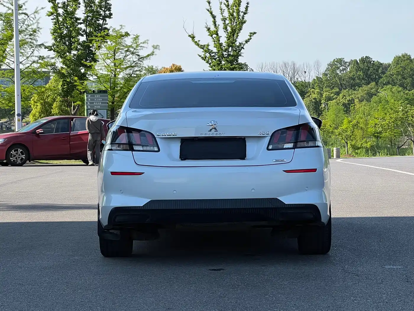 Peugeot 408 2019 360THP Auto Luxury Edition China VI фото 17