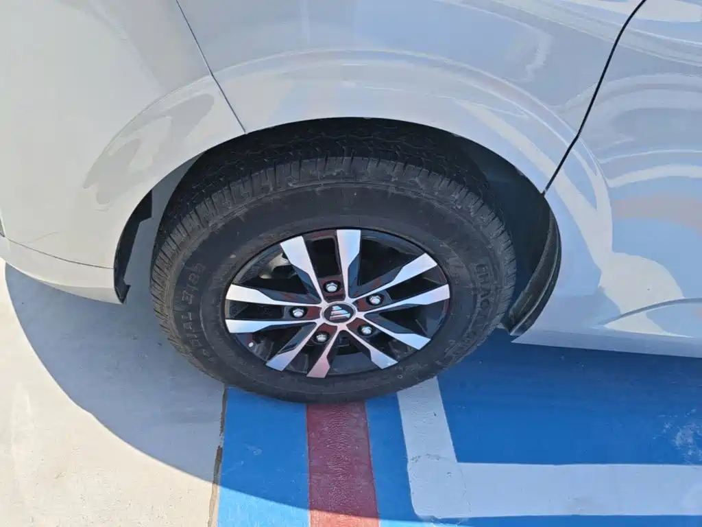 Foton Tuyano Big V New Energy 2026 2024 Long Wheelbase Low Roof 7 Seater CATL 53.58kwh
