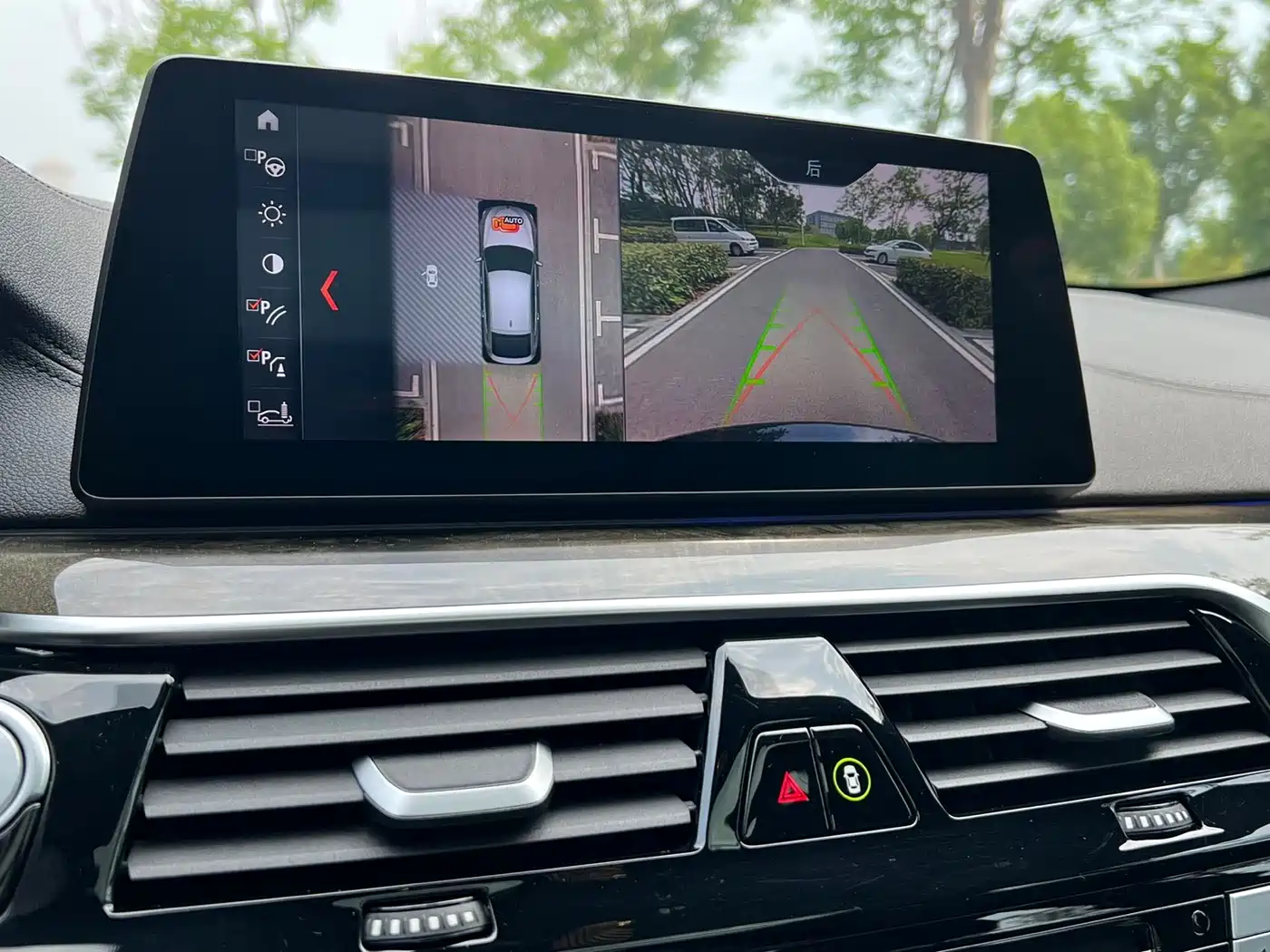 BMW 6 Series GT 2019 630i M Sport Package фото 8