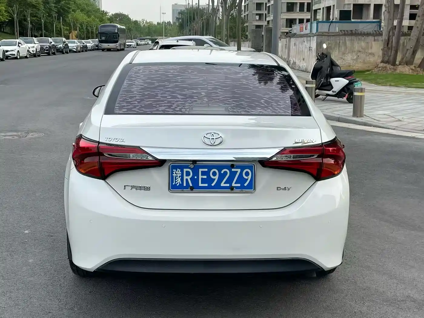 Toyota Levin 2017 Facelift 185T CVT Elite (China V) фото 4