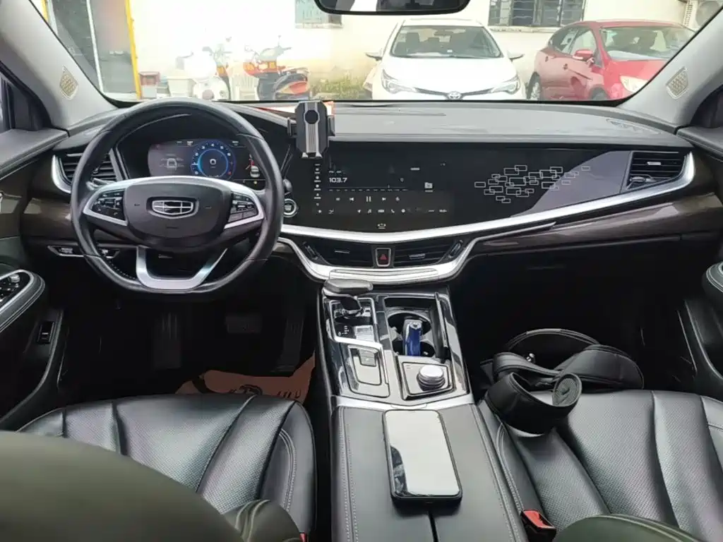 Geely Borui 2019 2020 1.5T MHEV Premium Edition
