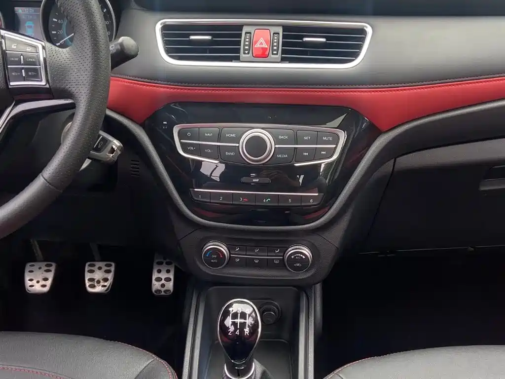 Haval H1 2017 Blue Label 1.5L Manual Premium фото 11