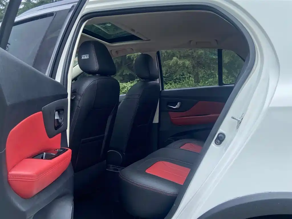 Haval H1 2017 Blue Label 1.5L Manual Premium фото 5