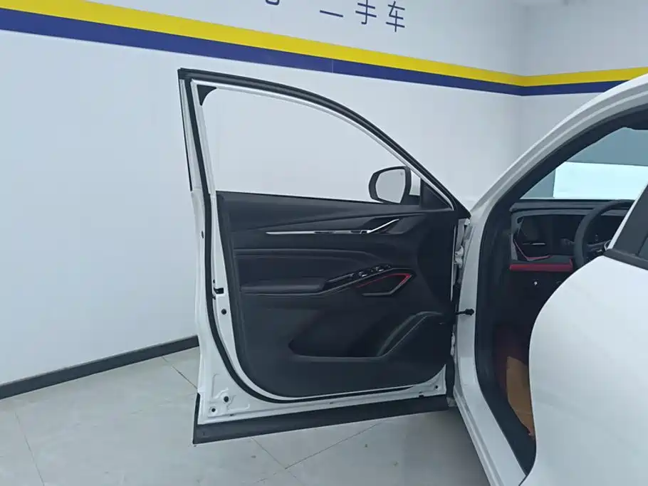 Changan X5 PLUS 2025 2025 1.5T DCT Pioneer