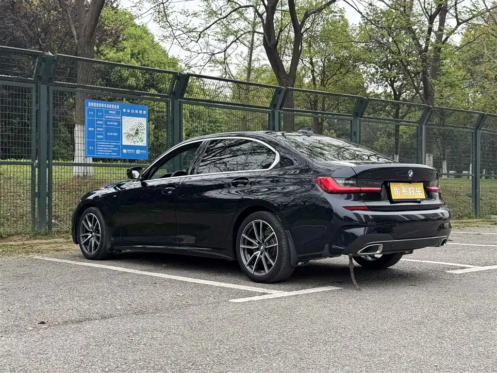 BMW 3 Series 2021 320Li M Sport Package фото 6