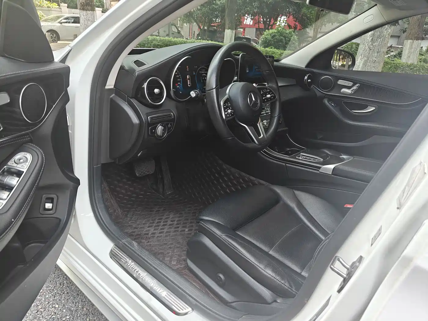 Mercedes-Benz C-Class 2019 C 260 L Sport фото 4