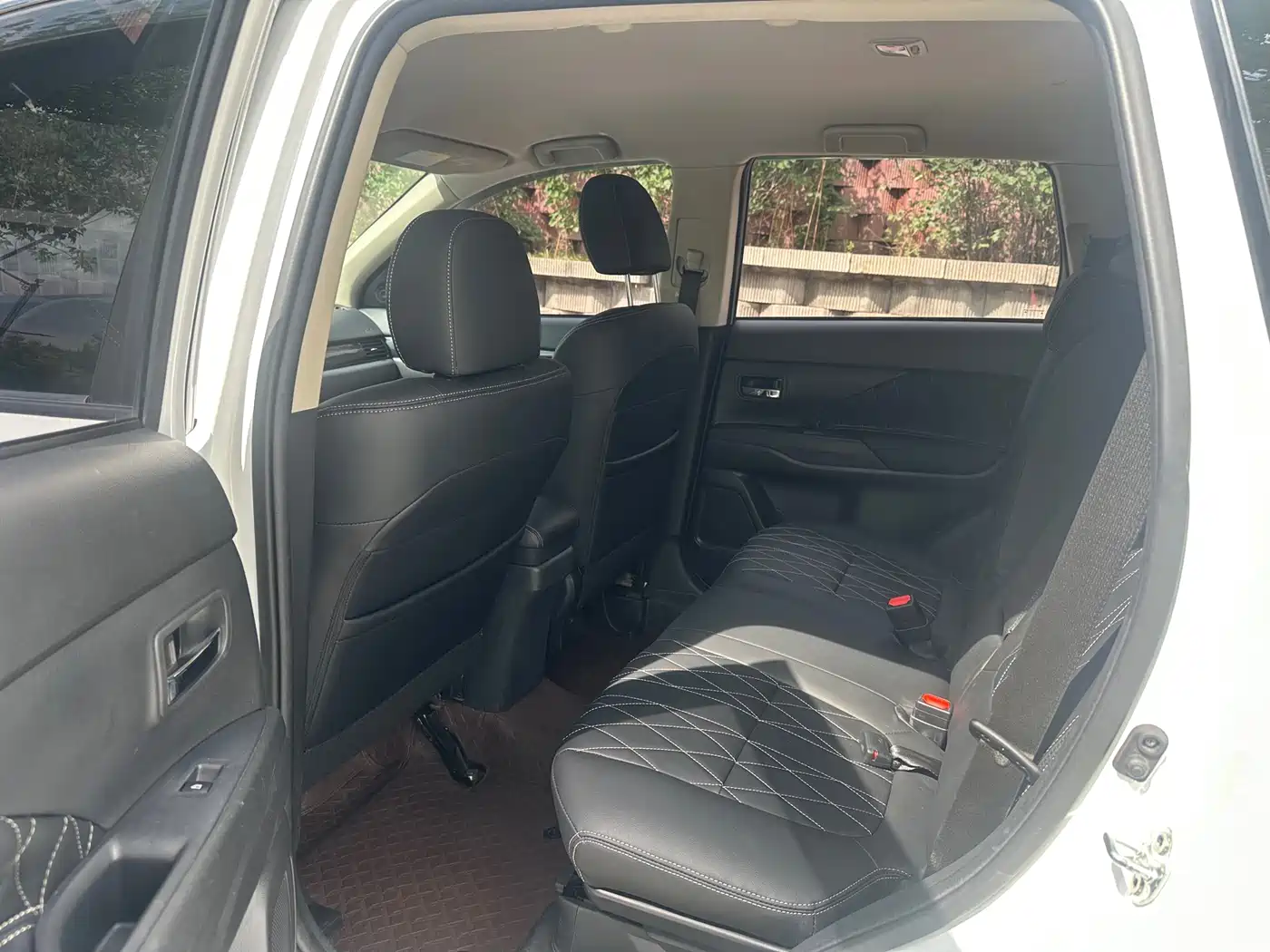 Mitsubishi Outlander 2022 2021 2.0L 2WD Smooth Ride Version 5-Seater