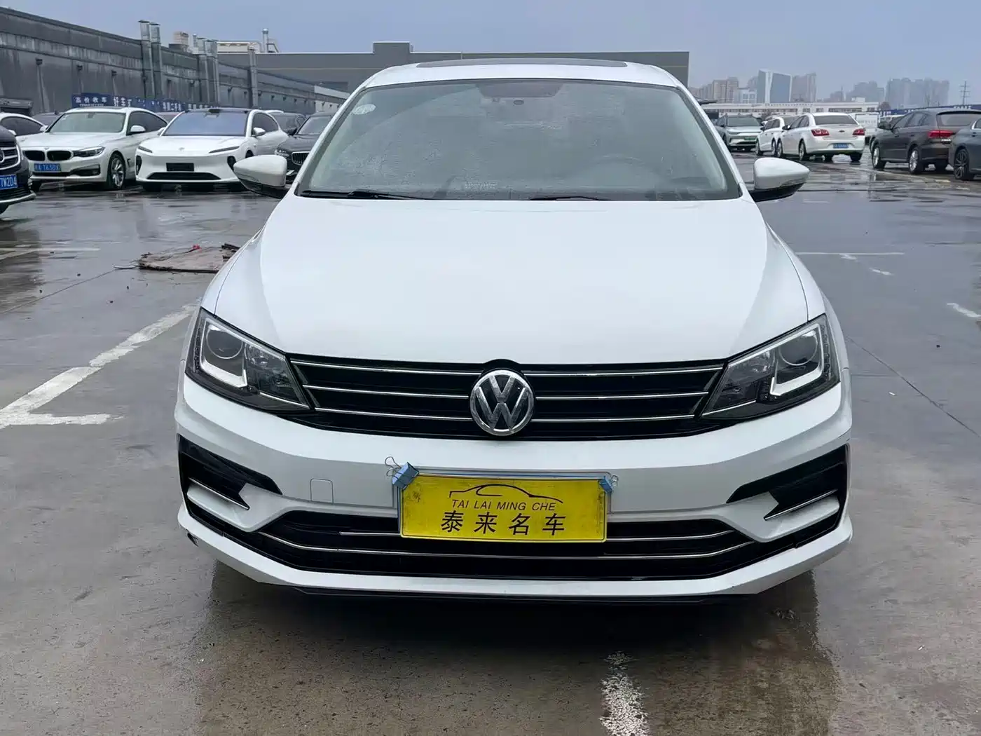Volkswagen Sagitar 2018 280TSI DSG Spark Edition фото 2