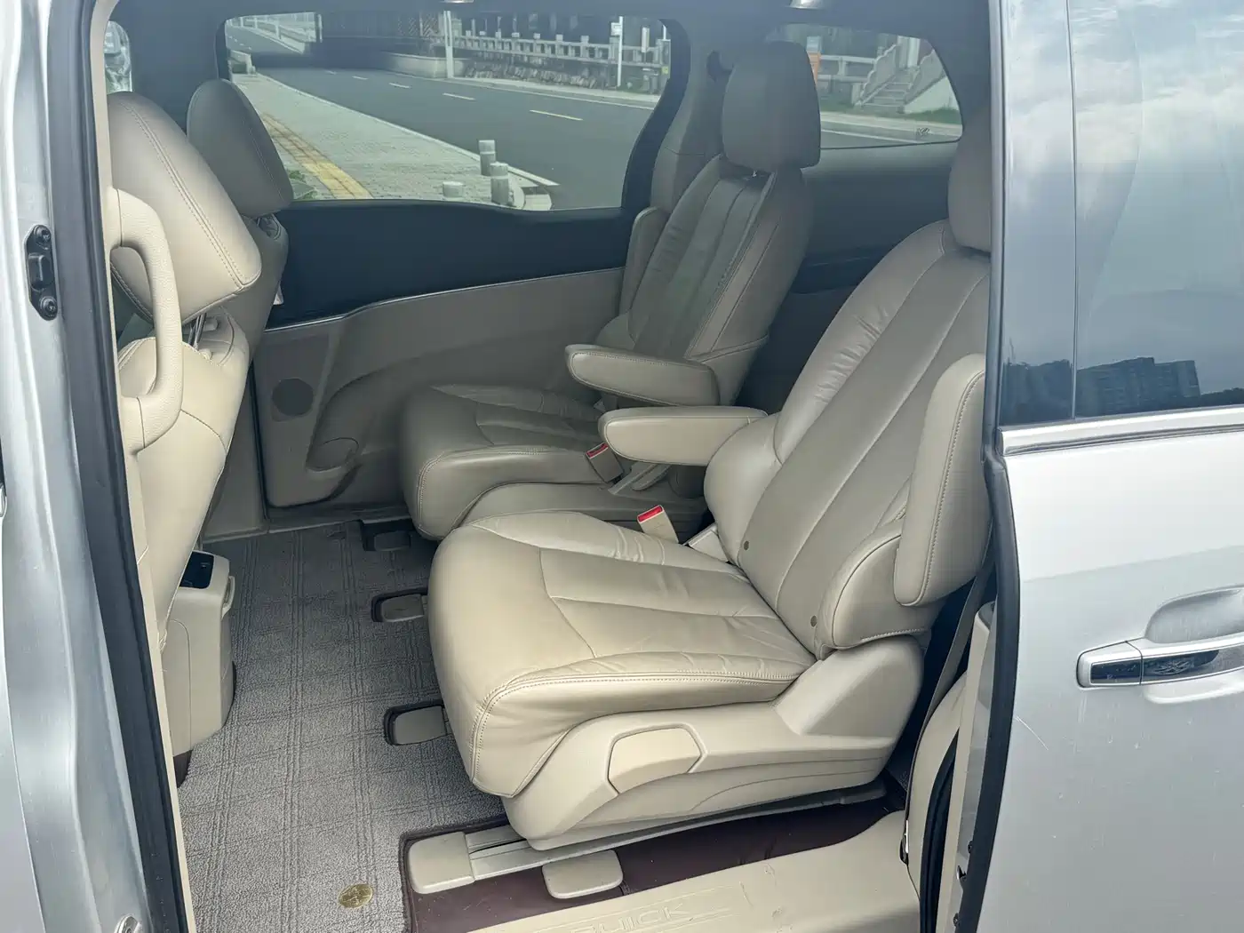 Buick GL8 2014 3.0L GT Luxury Business Elegance фото 7