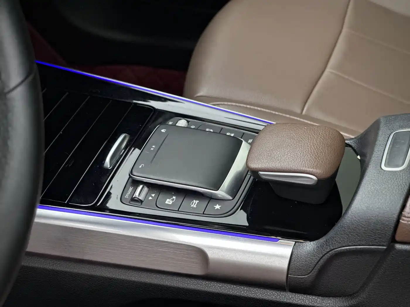 Mercedes-Benz GLB 2023 GLB 220 Dynamic фото 12