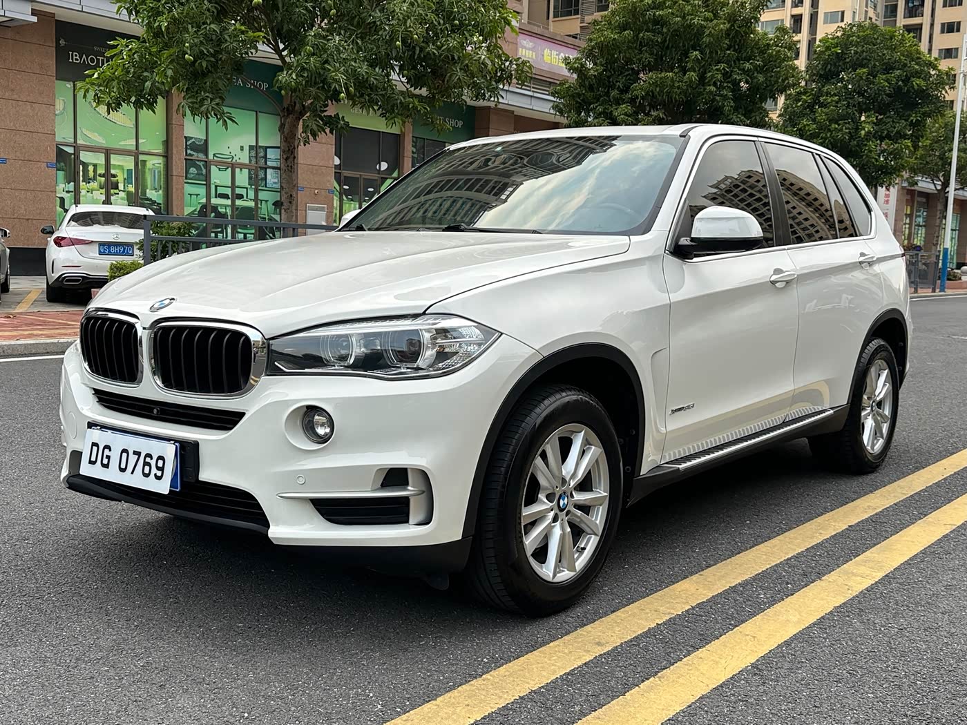 BMW X5 (Import)