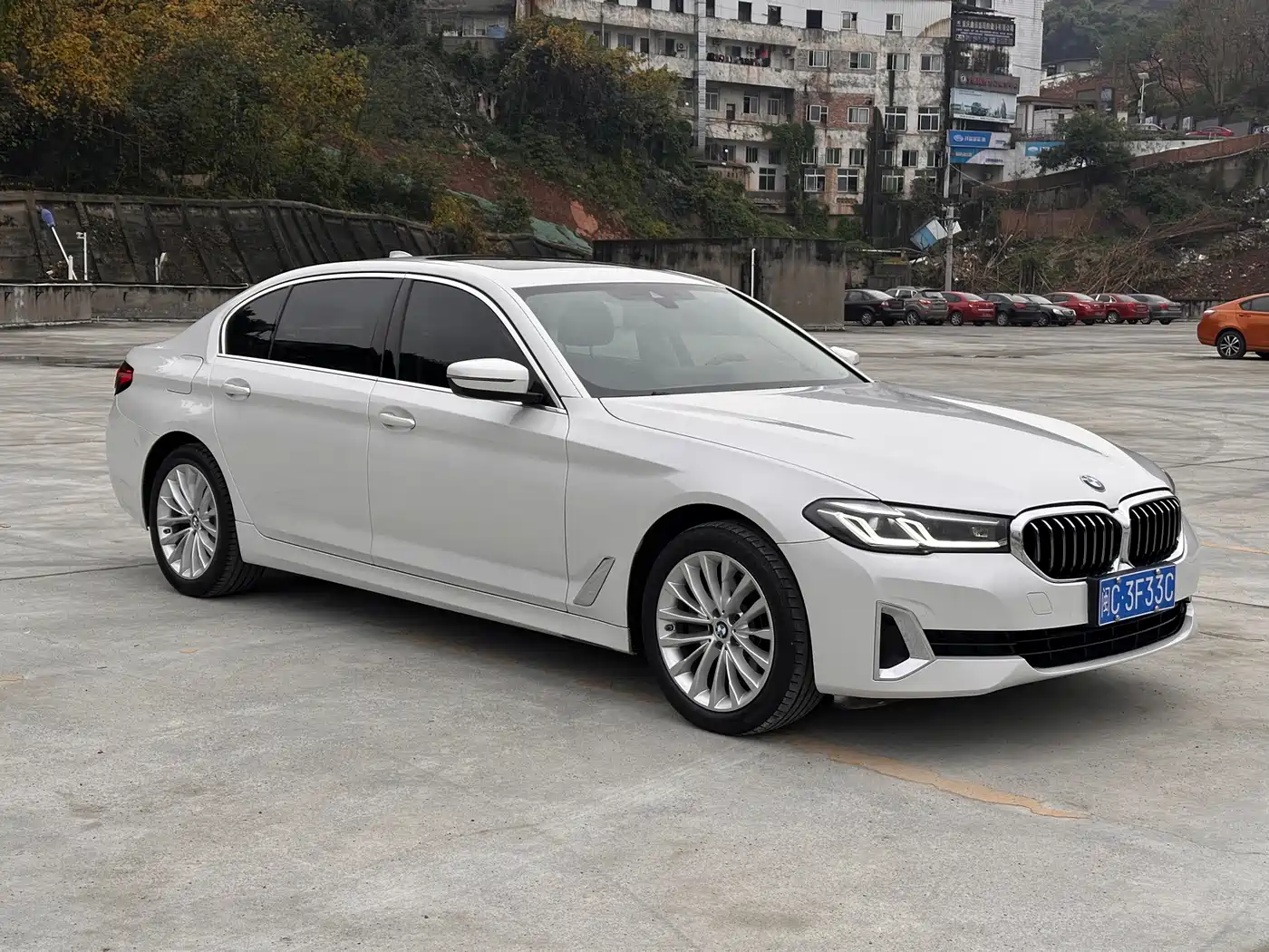 BMW 5 SERIES