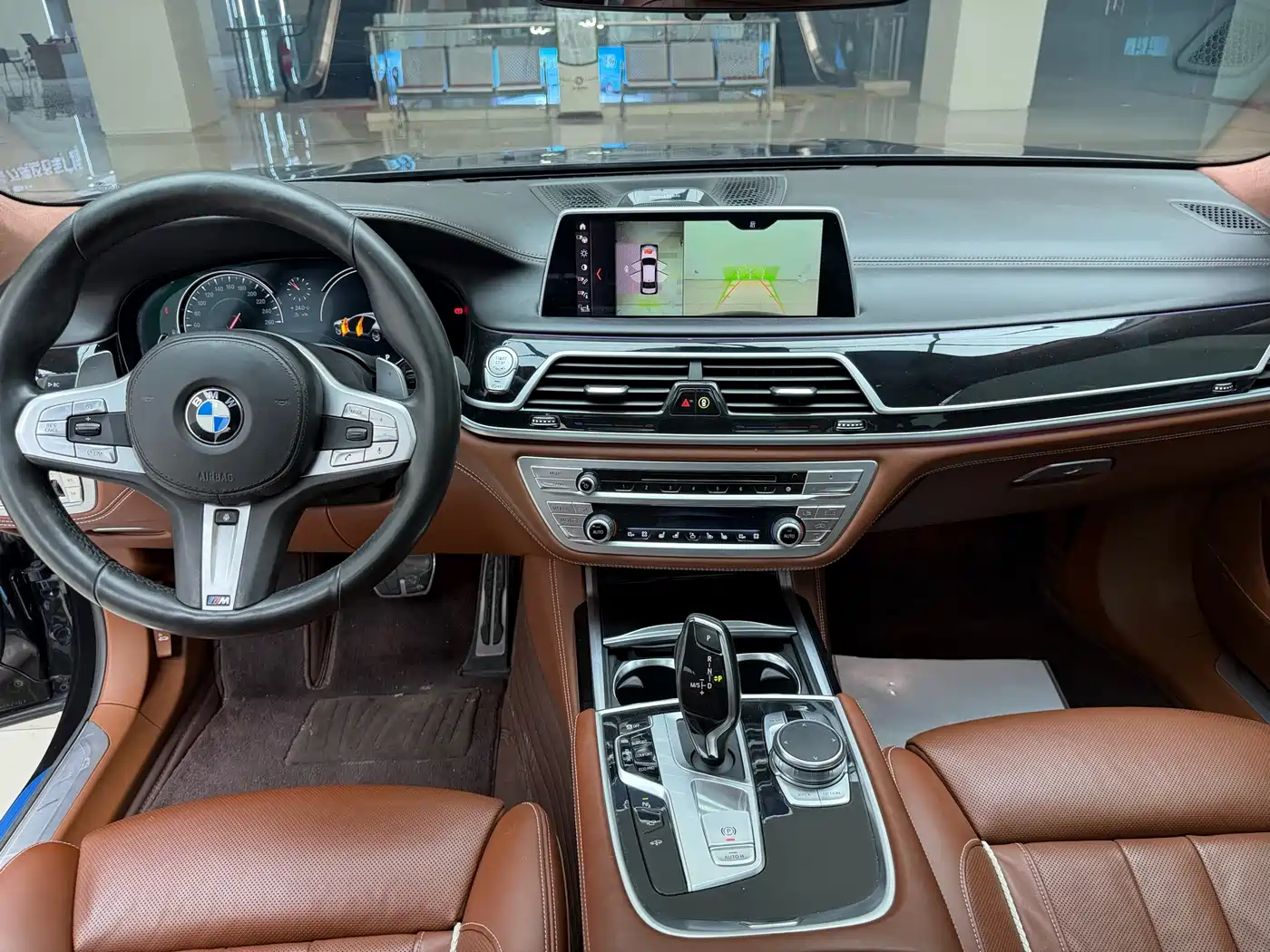 BMW 7 Series 2018 740Li xDrive Premium Type M Sport Package фото 9