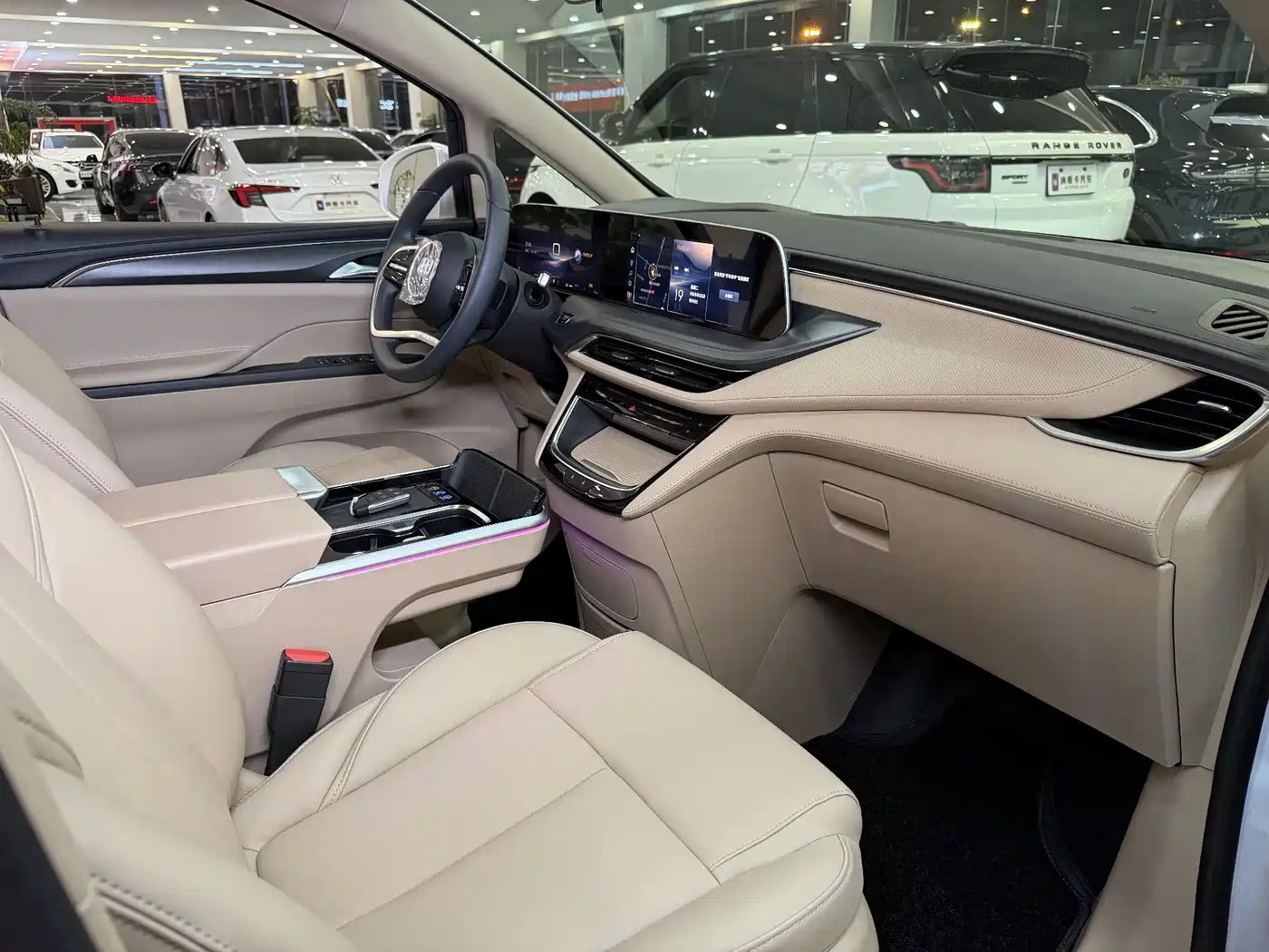 Buick GL8 2025 Land Business Class Comfort DG Edition фото 16