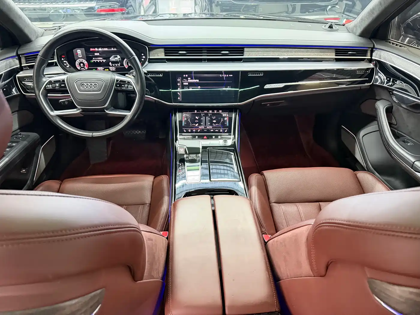 AUDI A8